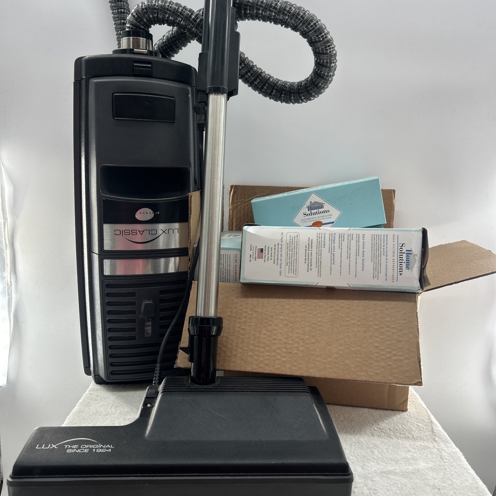 Electrolux Aerus Lux Classic C151H Canister Vacuum w/ Rug/Floor Attachment Bags*